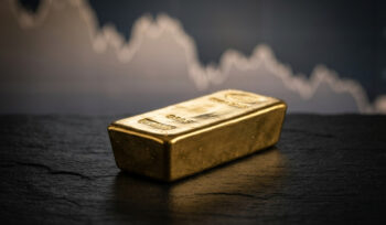 Gold Rises as US-Iran Fighting Pauses; Fed Decision in Focus